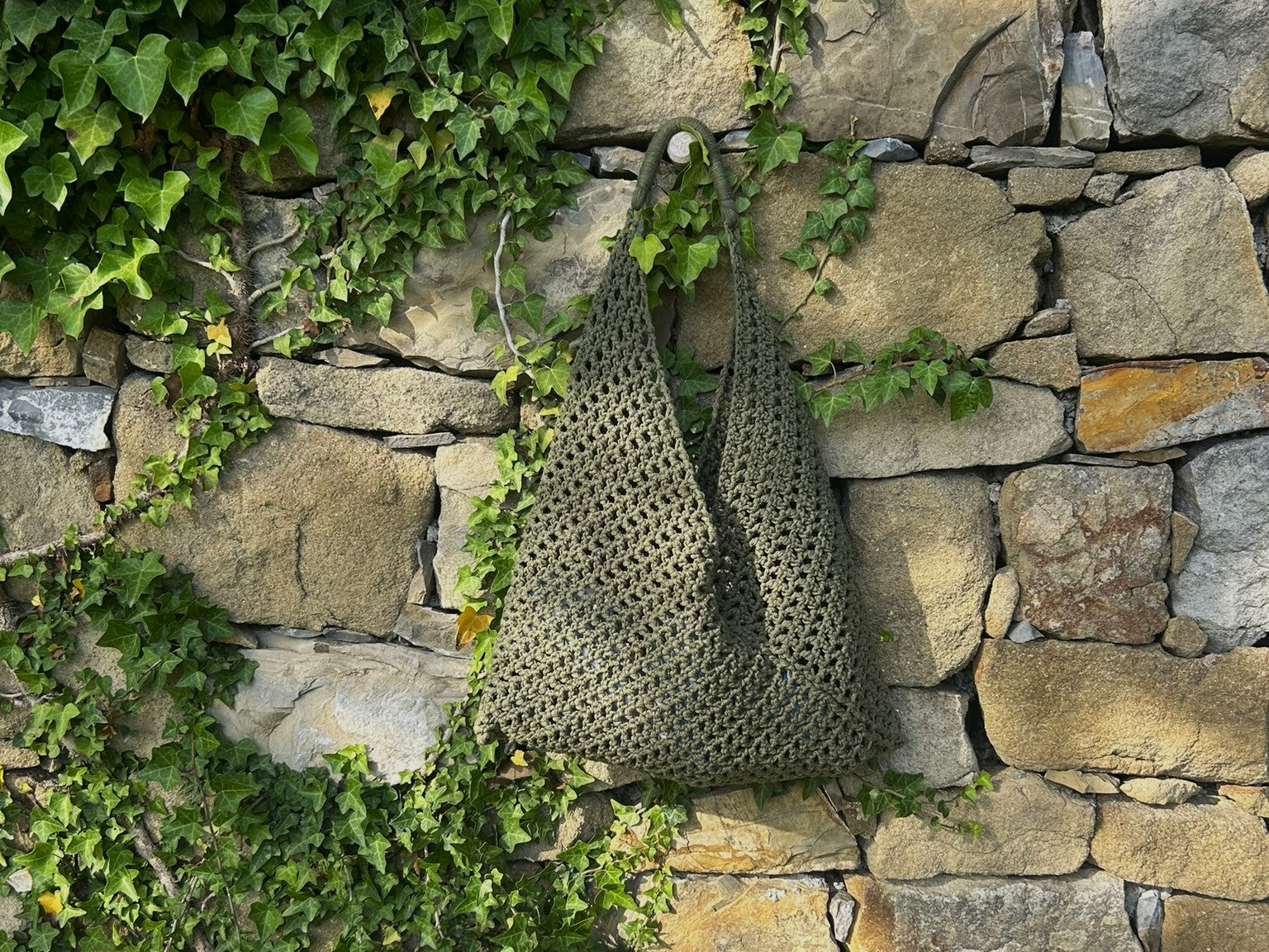 Borsa da spiaggia all'uncinetto verde militare in cotone 