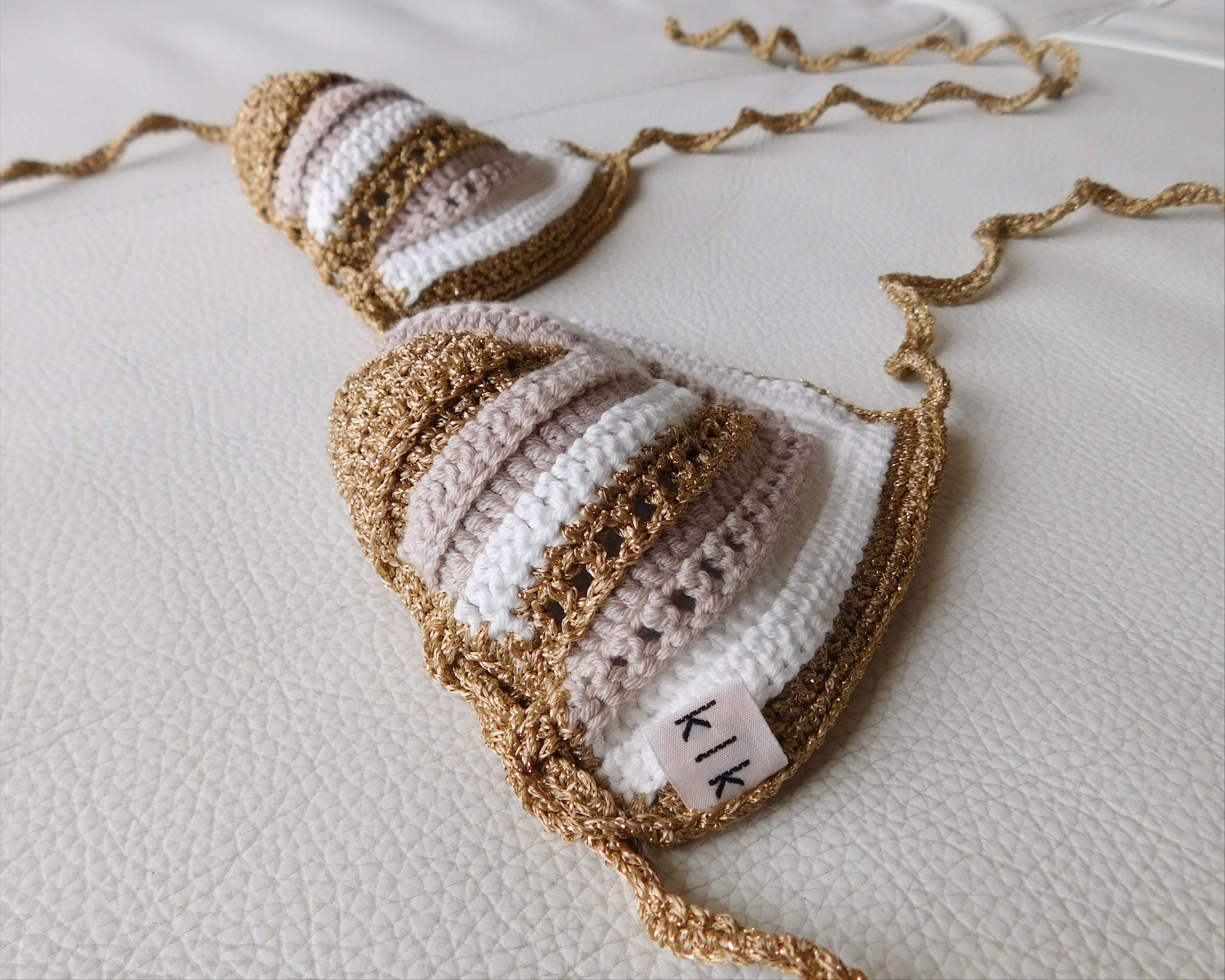 Reggiseno di un costuem all'uncinetto in cotone di que lo que