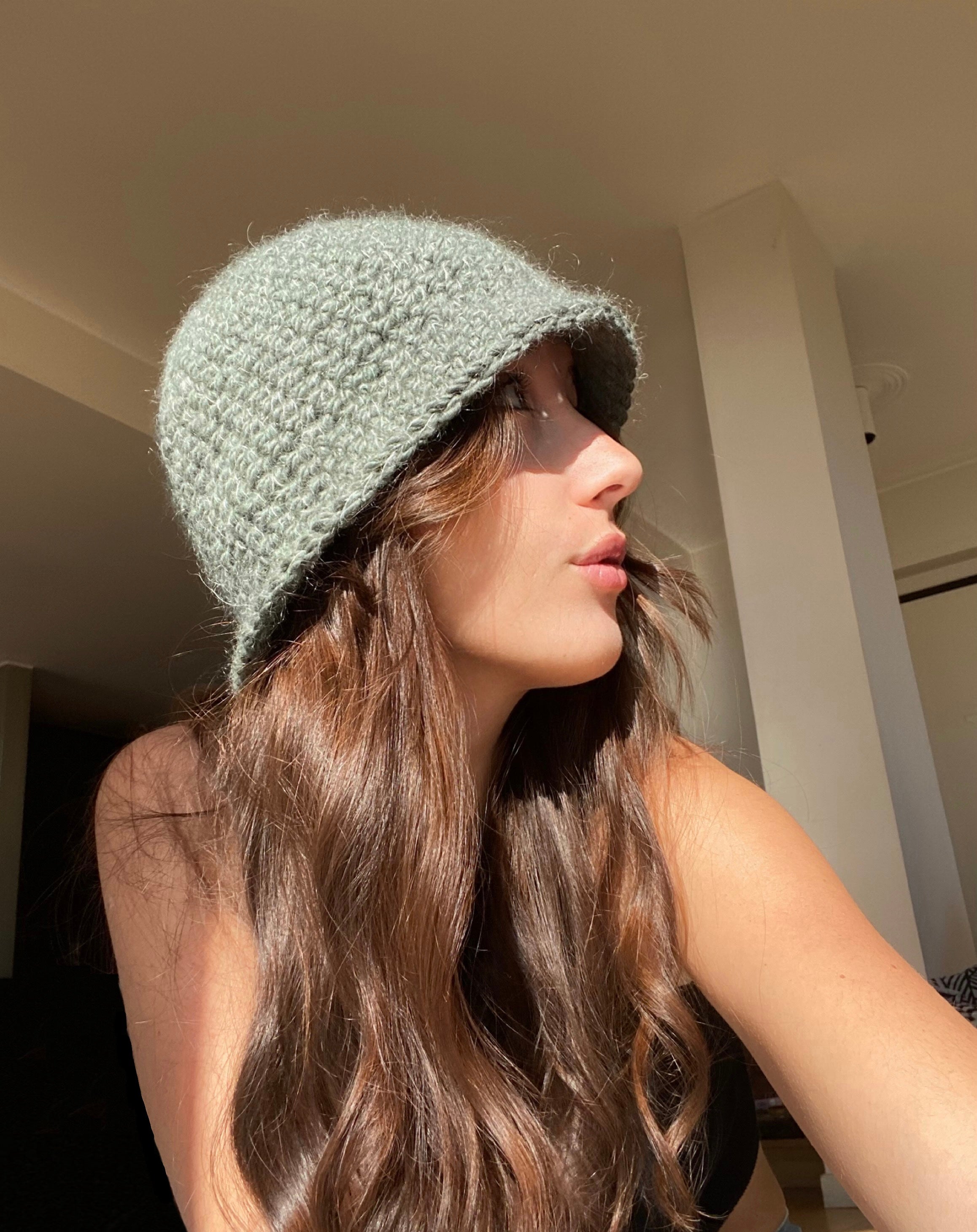 Cloche verde salvia in lana all'uncinetto di que lo que 